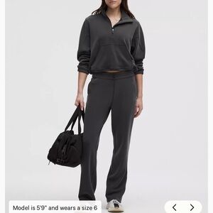 Lululemon Softstreme  Pant
Short size 0